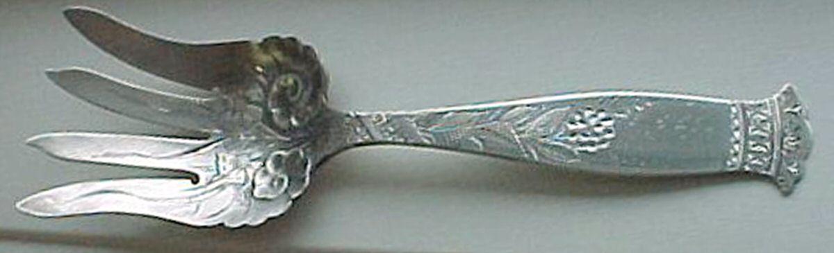 WDS44 (Sterling) Medium Solid Cold Meat Serving Fork by Whiting Manf Co-1