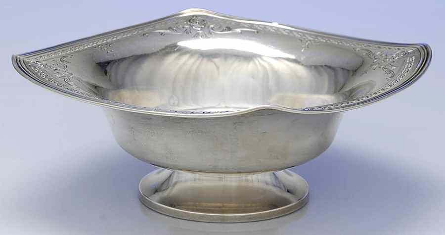 2993-3 (Sterling, Hollowware) Sterling Centerpiece by Wallace Silver-1