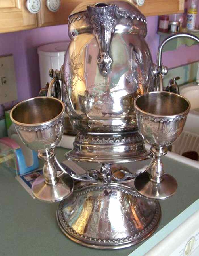 1250 (Silverplate, Hollowware) Pitcher with Hinged Lid,Tilting Stand & 2 Goblets by Wilcox Silverplate-1