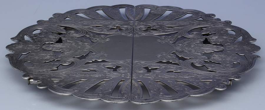 C7321 (Silverplate, Hollowware) Trivet by Wallace Silver-1