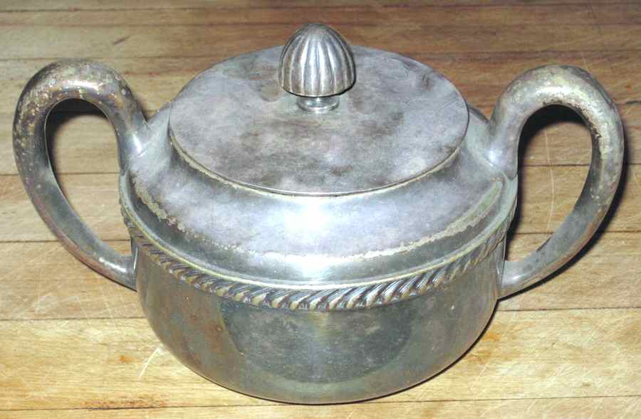 01375 (Silverplate, Hollowware) Sugar Bowl & Lid by Wilcox Silverplate-1
