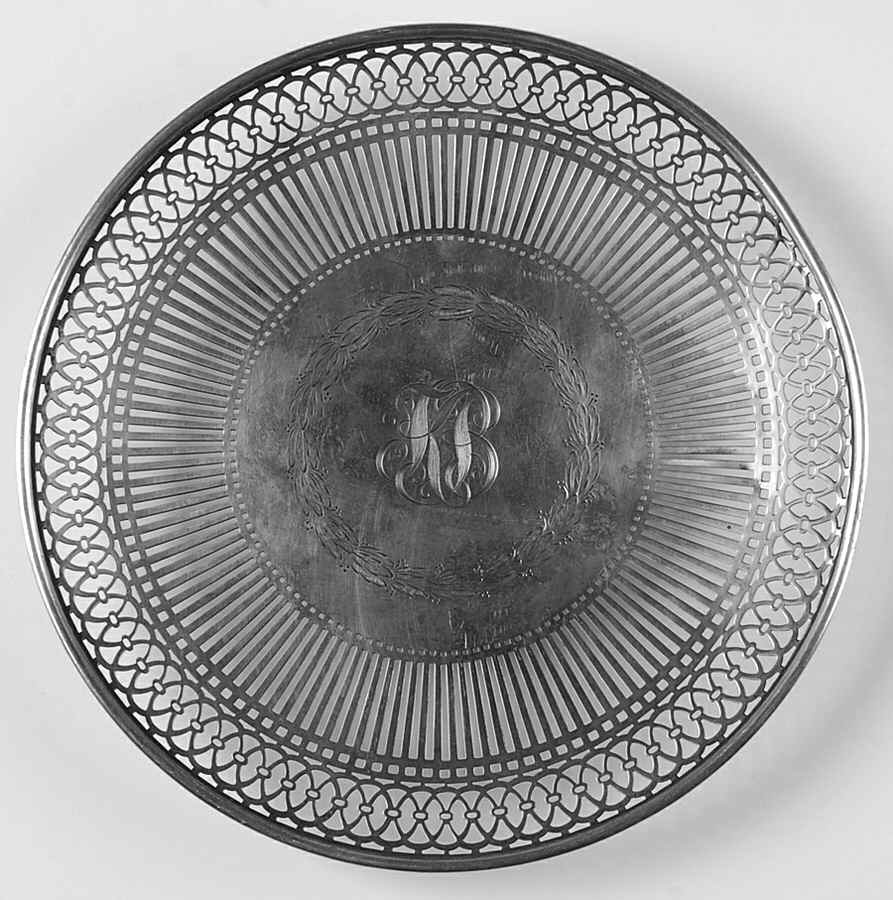3096 (Sterling, Hollowware) Footed Pierced Cake Plate by Watson-1