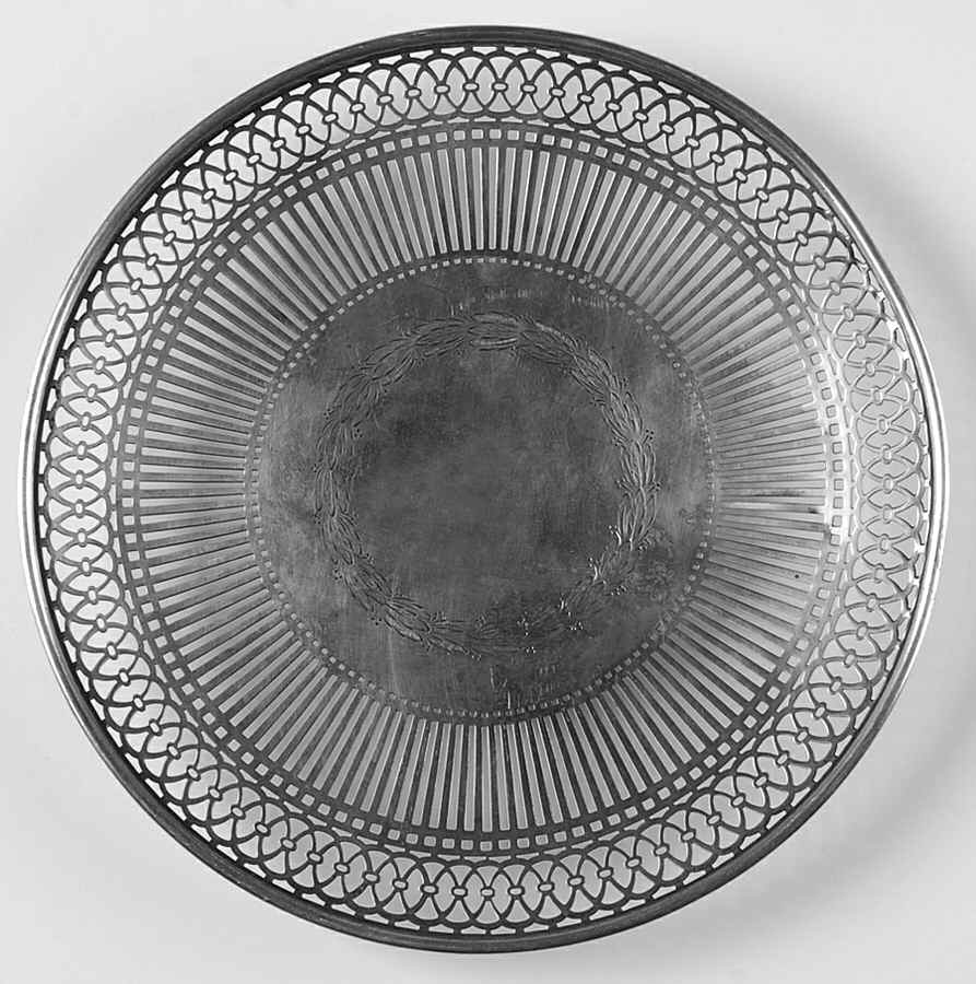 3096 (Sterling, Hollowware) Pierced Footed Cake Plate by Watson-1
