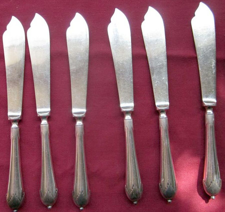 WKL25 (Silverplate) Individual Solid Fish Knife by Walker & Hall-1