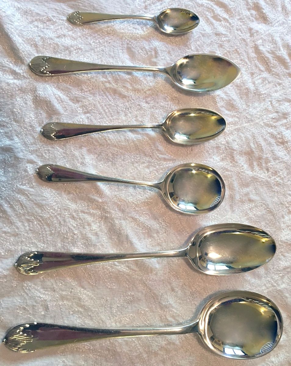 WKL25 (Silverplate) Teaspoon by Walker & Hall-1