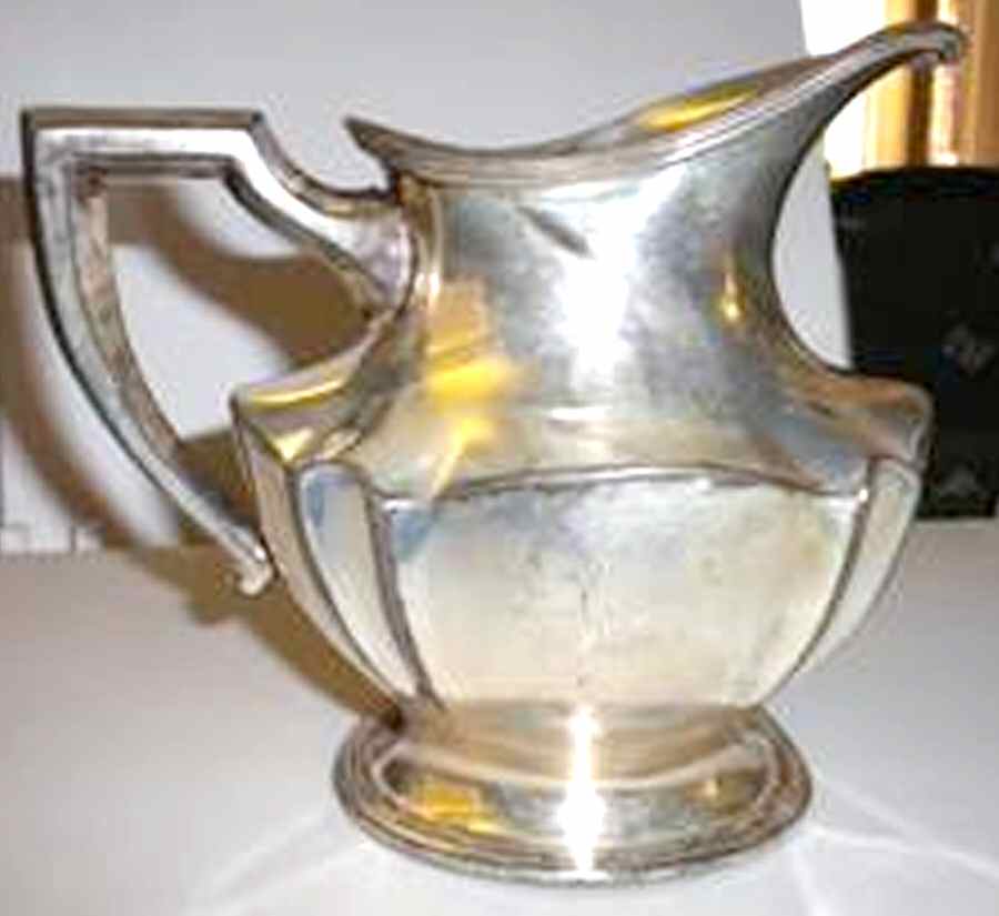 1562 (Silverplate, Hollowware) Creamer by Wallace Silver-1