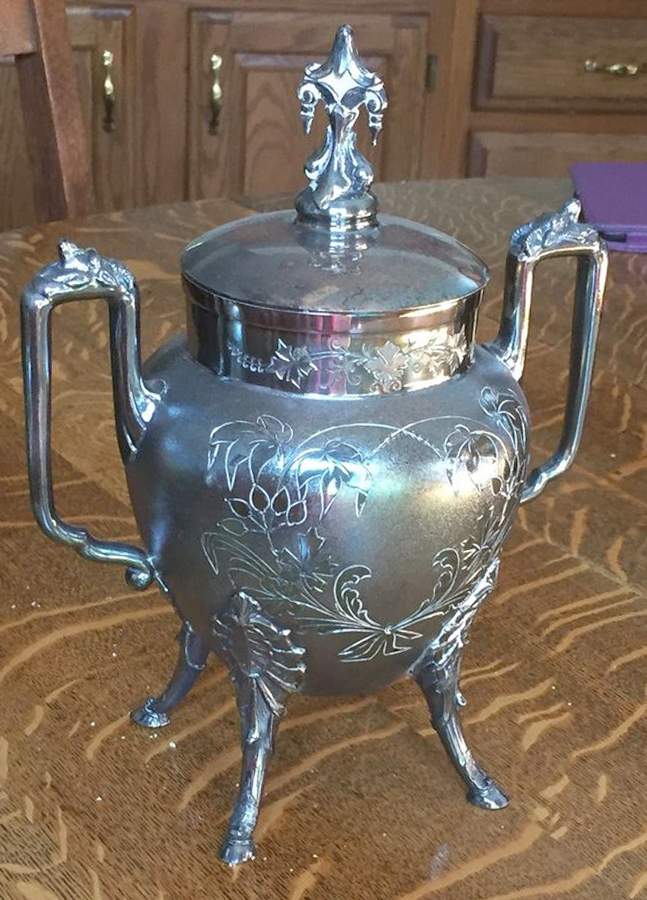 134 (Silverplate, Hollwware) Sugar Bowl & Lid by Wilcox Silverplate-1