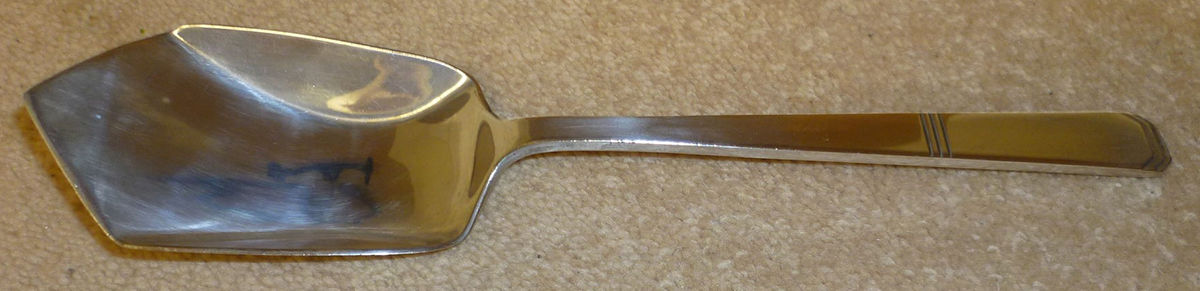 NILE (Silverplate) Solid Serving Spoon by Walker & Hall-1