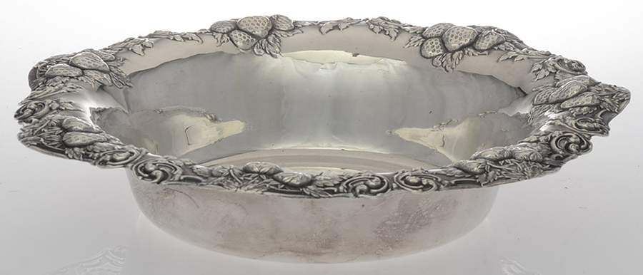 2500 (Sterling, Hollowware) 10" Round Vegetable Bowl by Woodside Sterling Co-1