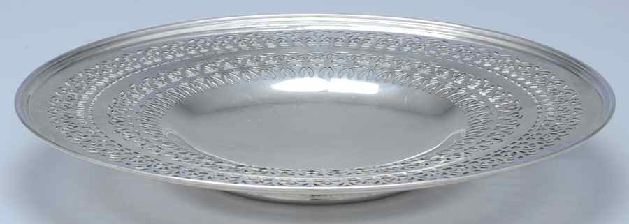 2664 (Silverplate, Hollowware) 9" Round Footed Tray by Weidlich Bros Mfg Co-1