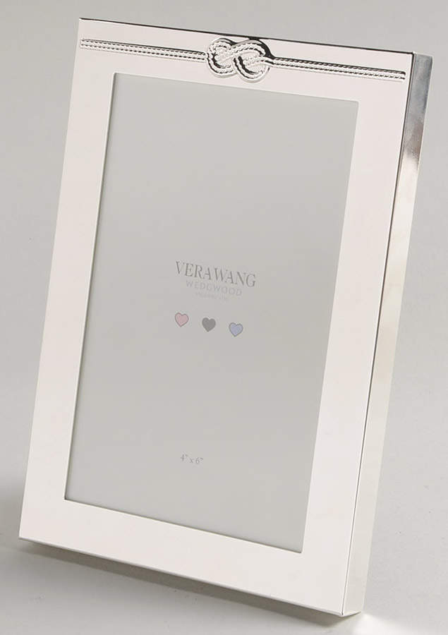 Vera Infinity (Silverplate, Hollowware) Frame-Holds 4" X 6" by Wedgwood Silver-1