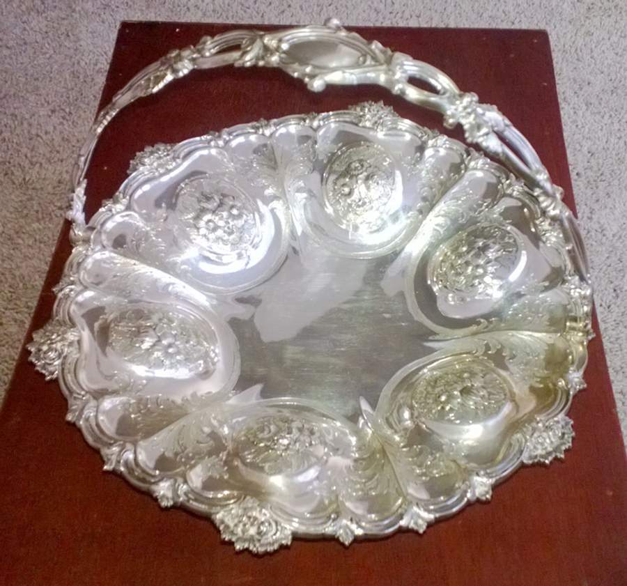 WMT13 (Silverplate, Hollowware) 8" Handled Basket by Wm Hutton & Sons-1