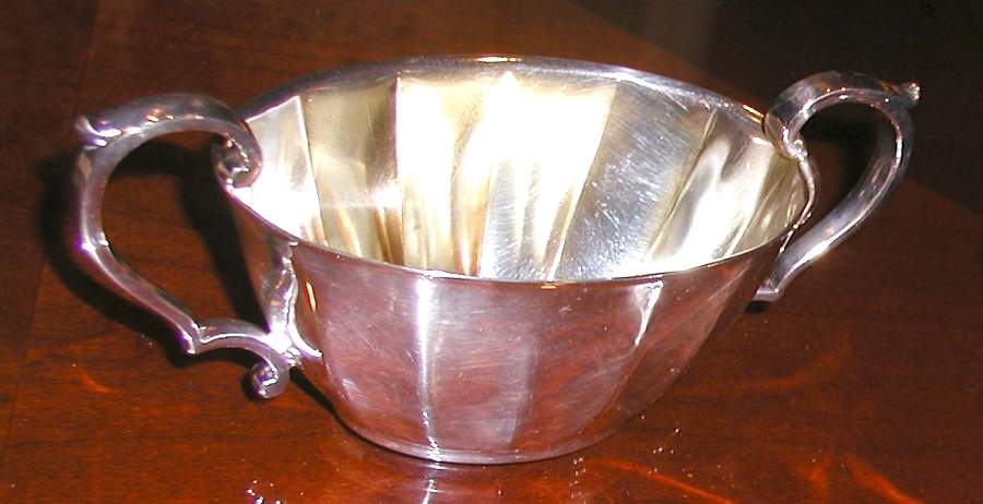 9024 (Silverplate, Hollowware) Silverplate Open Sugar Bowl by Wallace Silver-1