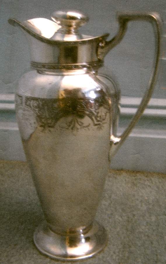 V8101 (Silverplate, Hollowware) Pitcher & Lid by Wallace Silver-1