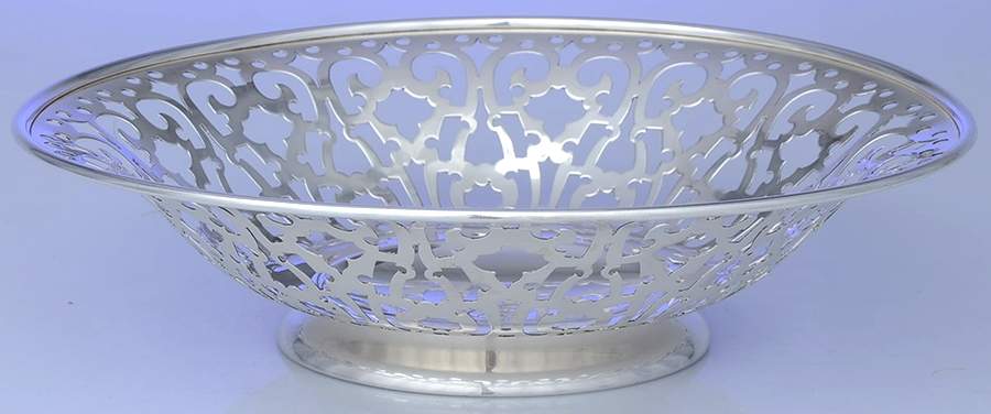 3330 (Sterling, Hollowware) 9" Centerpiece/Fruit Stand by Woodside Sterling Co-1