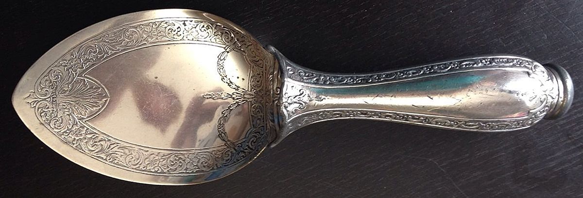 2779 (Sterling) Sterling Hollow Handle Table Crumber by Weidlich Silver-1