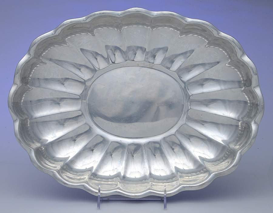 Melon (Armetale, Hollowware) 14" Oval Bowl by Wilton Armetale-1
