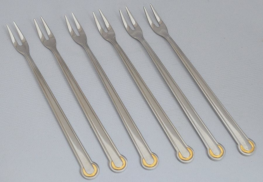 Rondeau-Gold (Stainless) Snail Fork by WMF Flatware-1