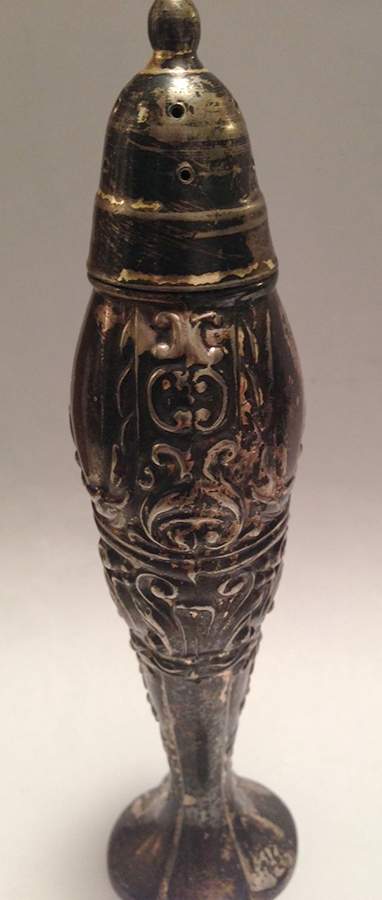 Sweetheart (Silverplate, Hollowware) Salt Shaker by Wallace Silver-1