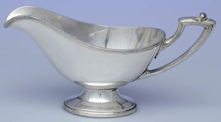 3256N (Silverplate, Hollowware) Plated Gravy Boat with Attached Underplate by Wallace Silver-1