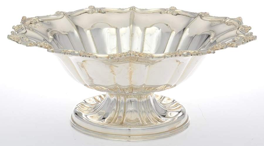 5976 (Silverplate, Hollowware) 11" Round Pedestal Centerpiece by Walker & Hall-1