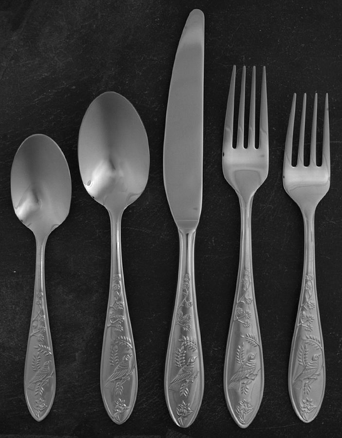 Garden of Eden (Stainless) 5 Piece Place Setting by Wallace Silver ...