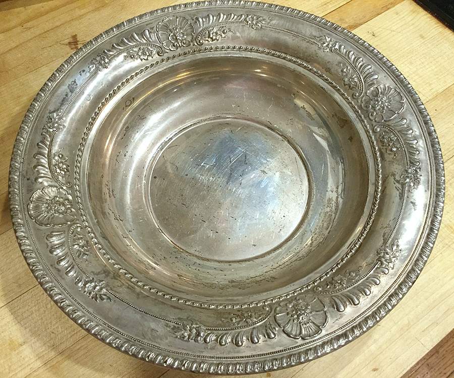 4217 (Sterling, Hollowware) 10" Round Vegetable Bowl by Wallace Silver-1