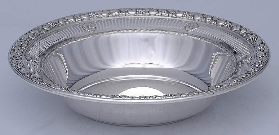 4088-3 (Sterling, Hollowware) 5" Bon Bon Bowl by Wallace Silver-1