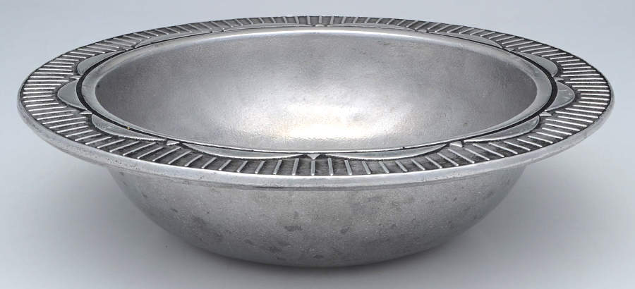 Togo (Armetale, Hollowware) 12" Salad Serving Bowl by Wilton Armetale-1