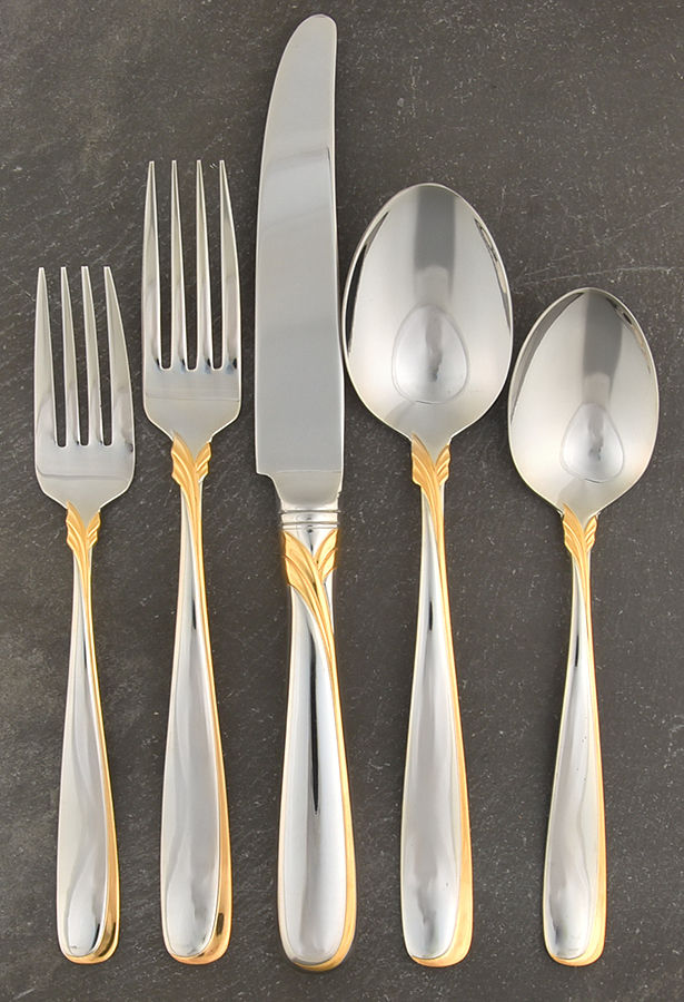 Affair-Gold (Stainless, Gold Accent) 5 Piece Place Setting by Yamazaki-1