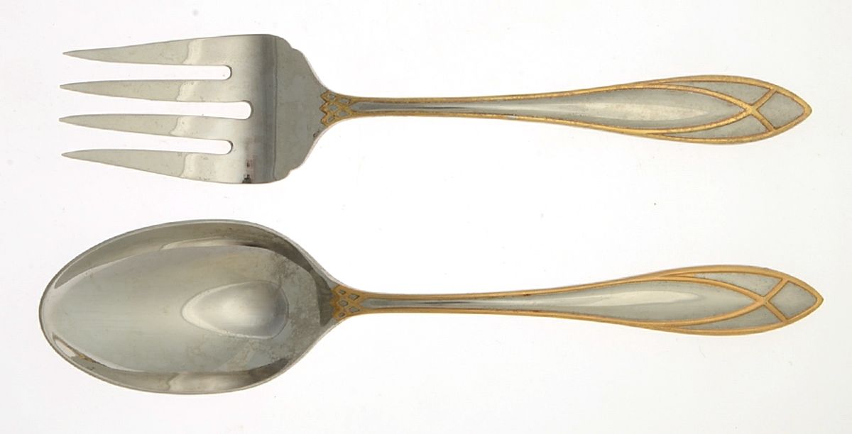 Alexandra (Stainless, Gold Accent) Solid Serving Set by Yamazaki-1