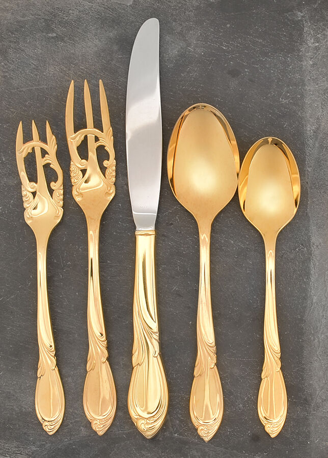 Cache-24k (Gold Electroplate) 5 Piece Place Setting by Yamazaki-1