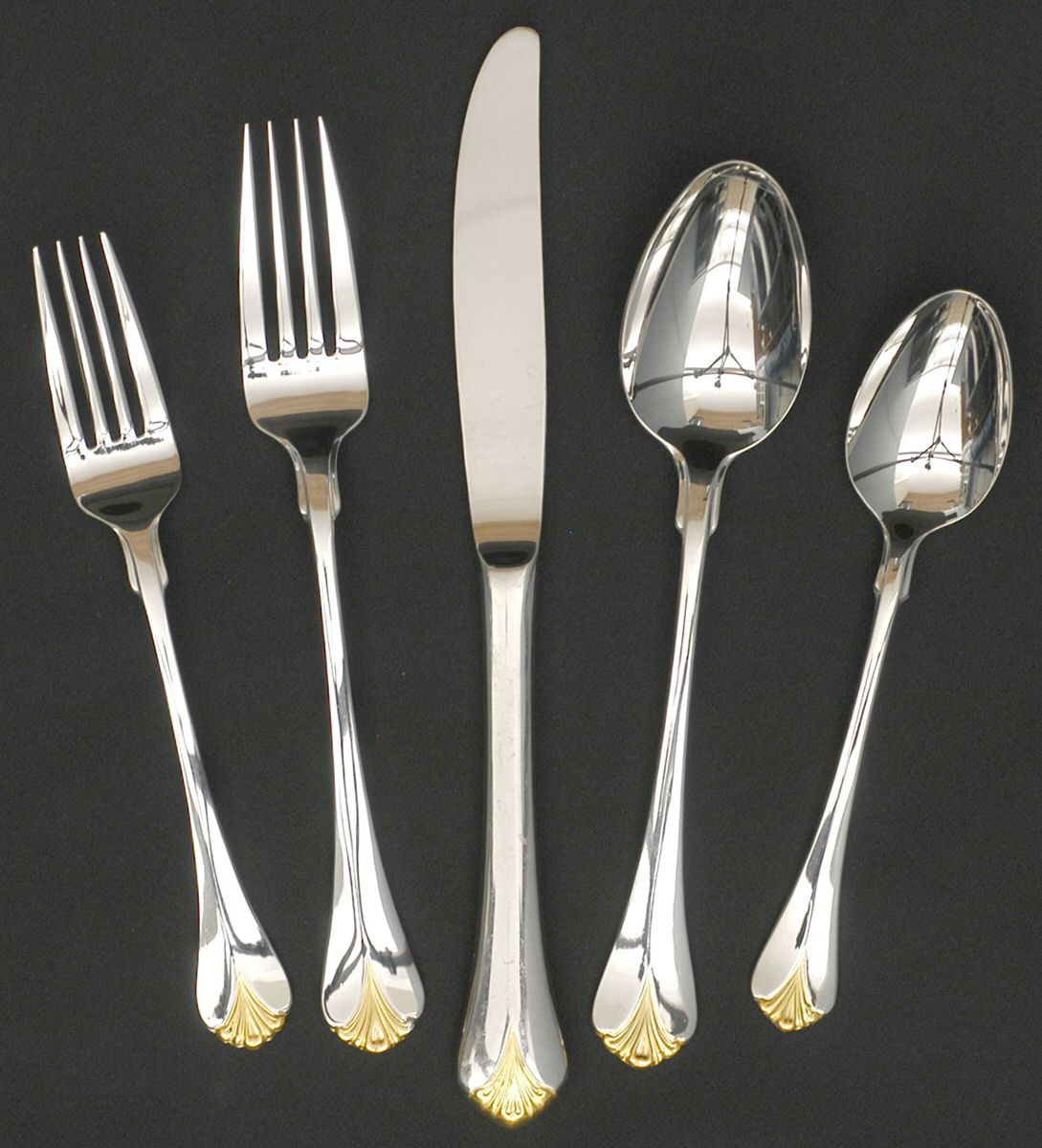 Cara (Stainless, Gold Accent) 5 Piece Place Setting by Yamazaki-1