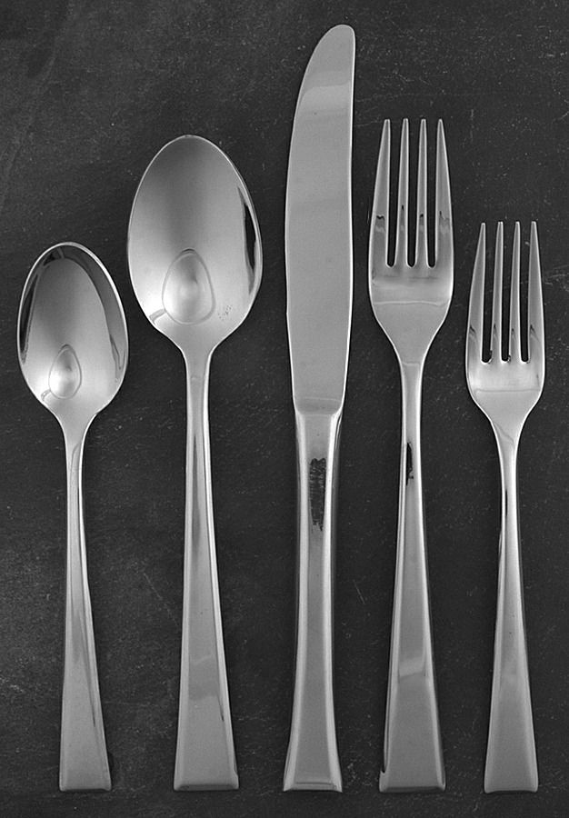 Epoch (Stainless) 40 Piece Estate Set by Yamazaki-1