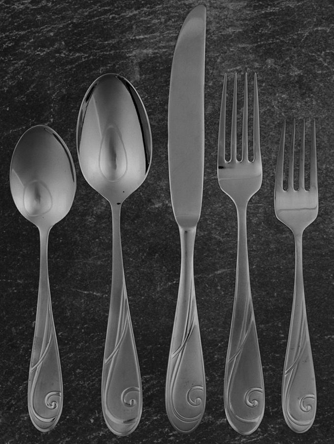 Platinum Wave (Stainless) 5 Piece Place Setting by Yamazaki-1