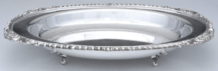 2071 (Silverplate, Hollowware) 17" Footed Oblong Buffet Tray by Amston-1