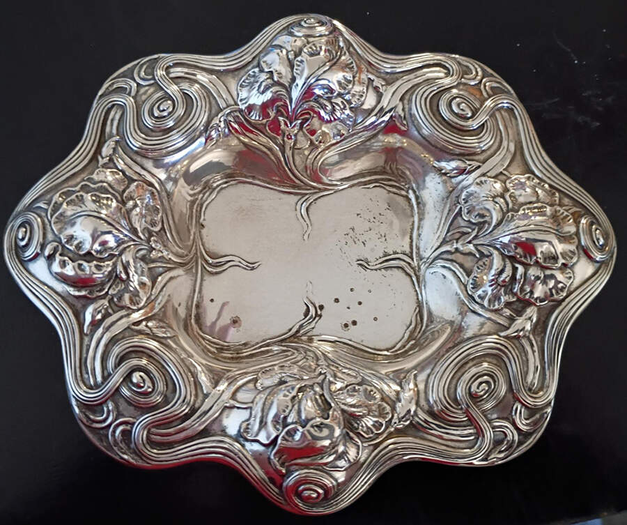 Fleur de Lis (Sterling, Hollowware) Sterling Bon Bon Bowl by Alvin-1