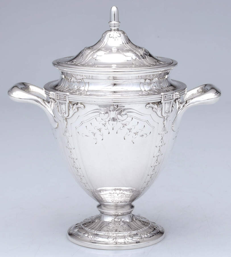 1700 (Sterling, Hollowware) Sugar Bowl & Lid by Barbour Silver (USA)-1
