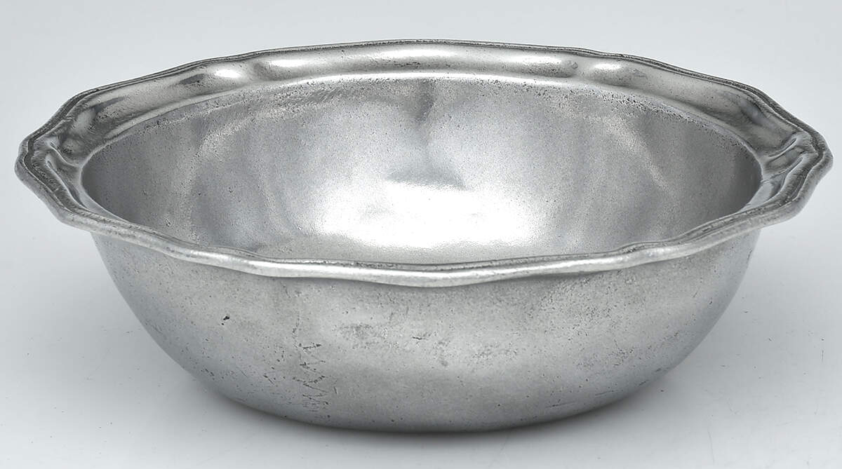CGT2 (Pewter, Hollowware) 9" Round Vegetable Bowl by Carson Castings-1