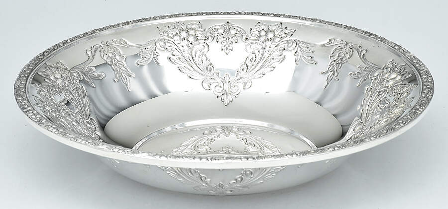 Champlain (Sterling, Hollowware) Sterling Round Vegetable by Ellmore-1
