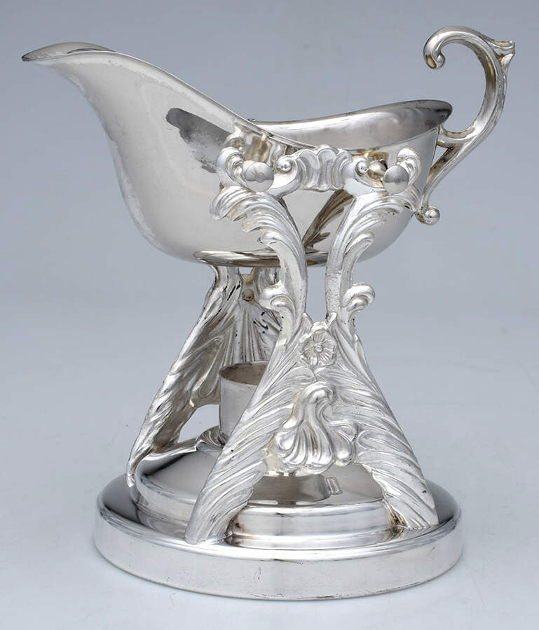 Silverplate Hollowware Swinging Gravy Boat-No Stand by English Silver Mfg Co.-1