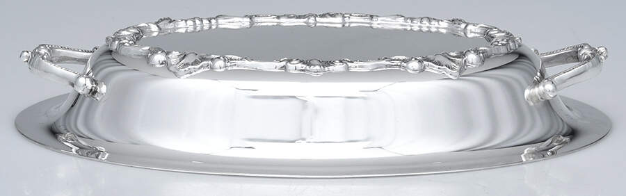 Strasbourg Court (Silverplate, Hollowware) Lid for Double Oval Vegetable by Gorham Silver-1