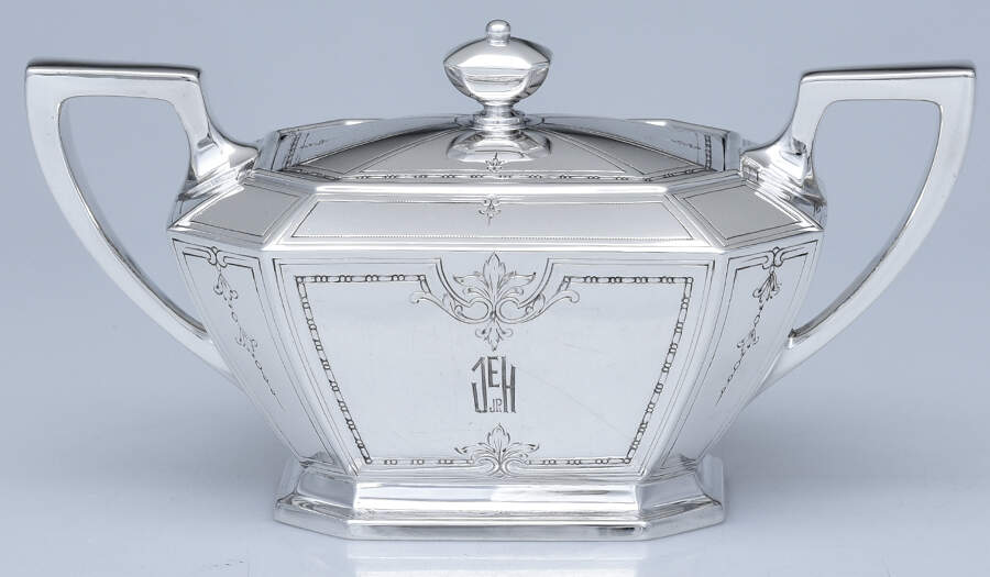 Colfax (Sterling, Hollowware) Sugar Bowl & Lid by Gorham Silver-1