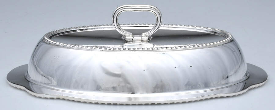 Y523 (Silverplate, Hollowware) Double Vegetable Bowl-Lid by Gorham Silver-1