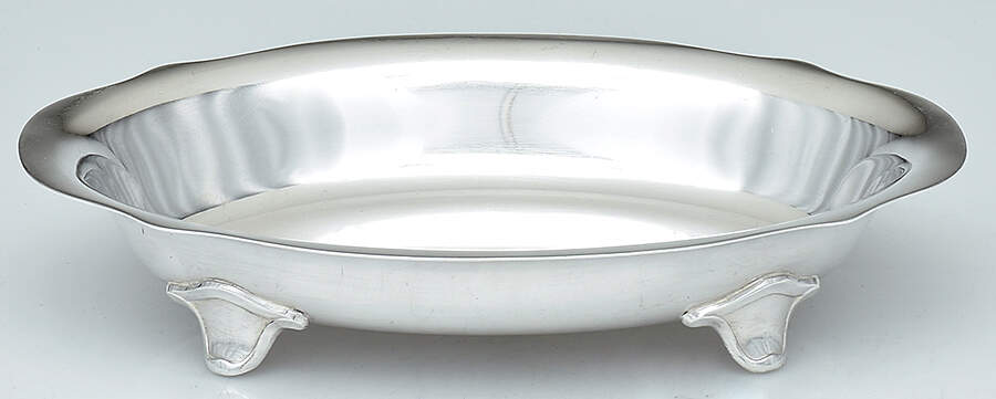 Y563 (Silverplate, Hollowware) Footed Plated Oval Vegetable Bowl by Gorham Silver-1