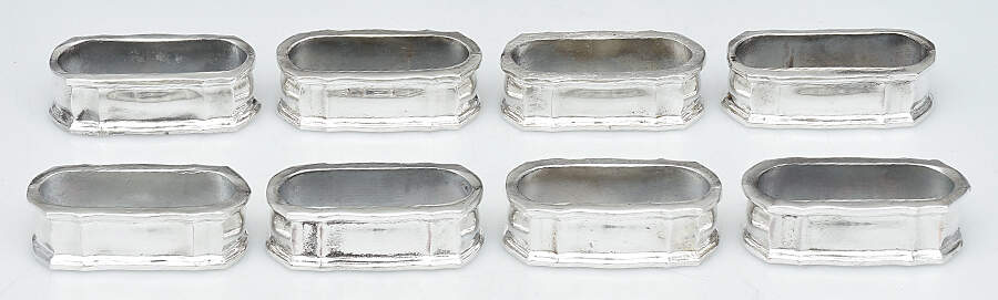 Chippendale (Silverplate, Hollowware, Four Toe) Napkin Ring - Set of 8 by International Silver-1
