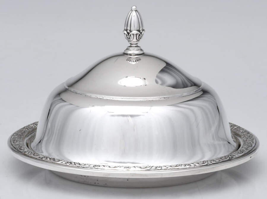 Prelude-Plain (Sterling Hollowware) Sterling Round Covered Butter by International Silver-1