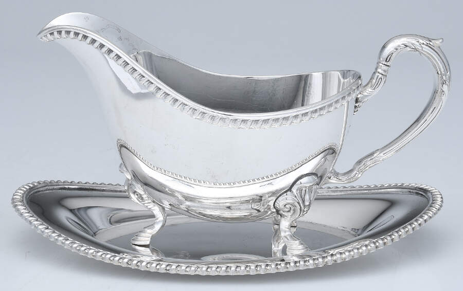 Ashley (Silverplate, Hollowware) Plated Gravy Boat & Underplate by International Silver-1