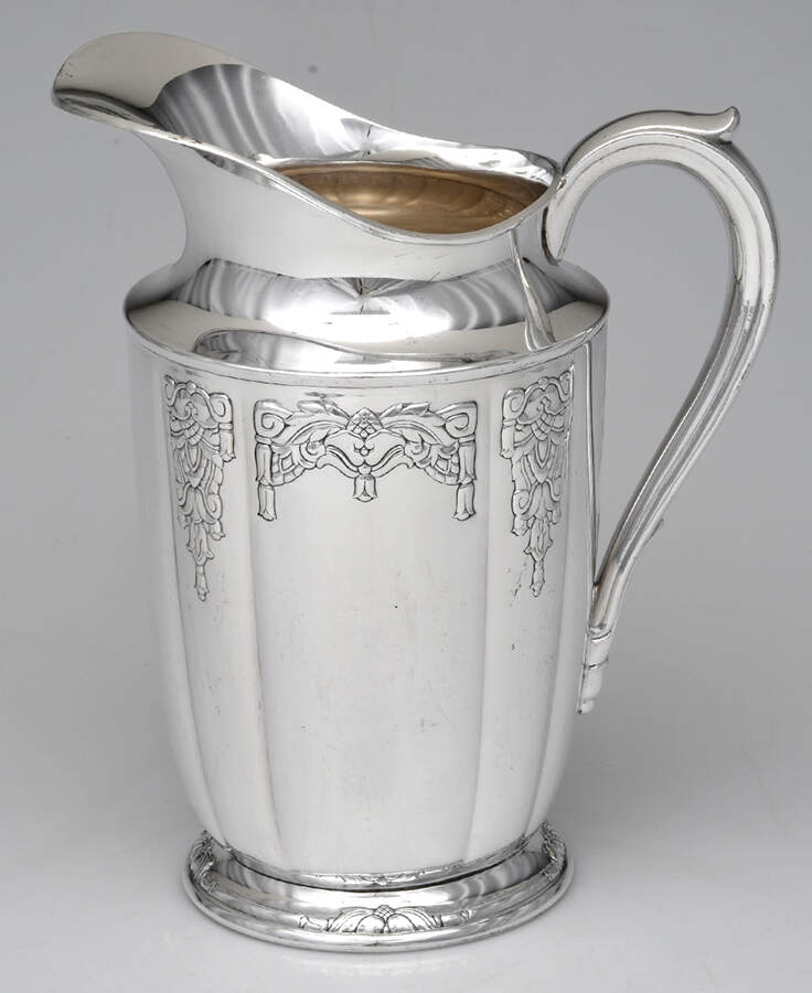 Her Majesty (Silverplate, Hollowware) Silverplate Water Pitcher by International Silver-1