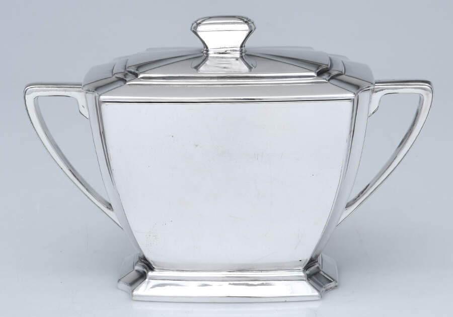 Legacy (Silverplate, Hollowware) Sugar Bowl & Lid by International Silver-1